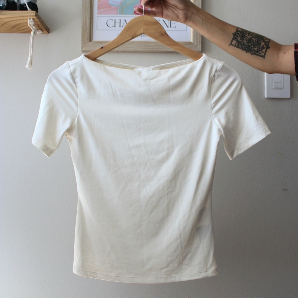 🌟 H&M 3/4 Sleeve T-Shirt 🌟